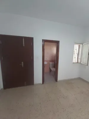 3 Bedrooms . 2 Bathrooms . 200 m22