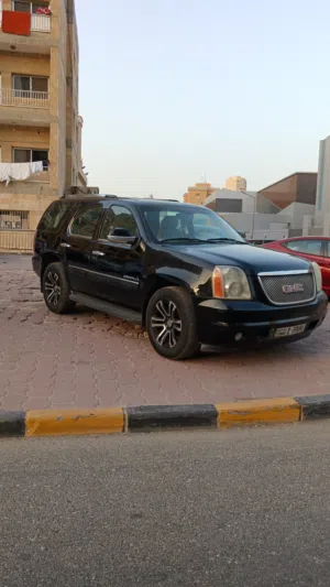 Used GMC Yukon in Hawally