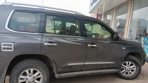 Used Toyota Land Cruiser in Muhayil