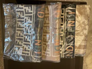 شالات كتف مميزه للبيع