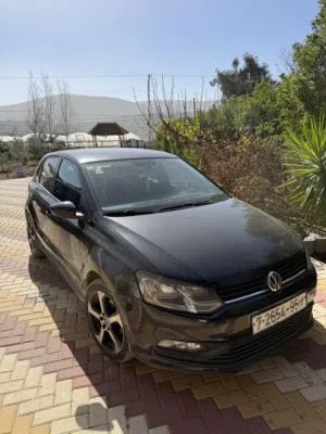 بولو 2015 فحص نخب ماشيه 120 الف غرفه نضيفه ستيرنج السياره بصلاه على النبي