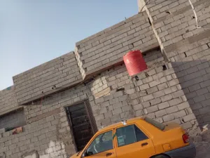 سلام عليكم بيت للبيع وقف سني أصولي مسجل مساحه 120ثاني بيت عن شارع للعام عرض شارع 10متر نقص البيت