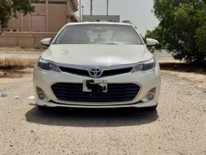 للبيع افالون ليمتد موديل 2014