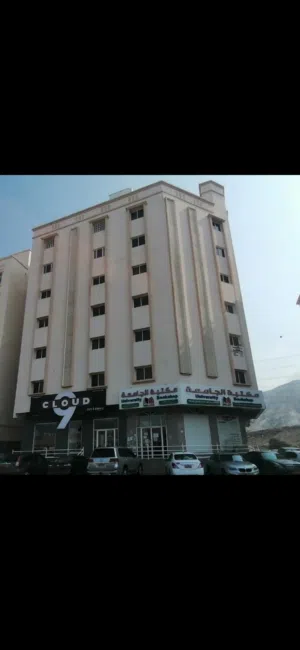 شقه للايجار في بوشر/ Apartment for rent in Bousher