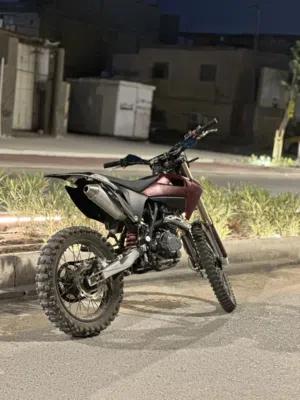 سلام عليكم دراجه crx اقره وصف