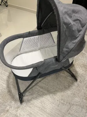 سرير اطفال