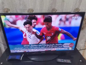 شاشه نوع شونك حجم 37 بدون نت وياهه ستلايت ابو النت وبيه قاعدة ستان ونضافة فول ودقه عاليه الجوده سعر