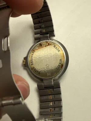 ساعة دنهل كلاسيكية