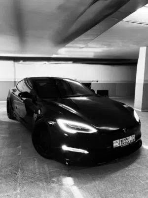 TESLA MODEL S 2021  LONG RANGE ( SOLID BLACK ) / ( B+ Auito Score )