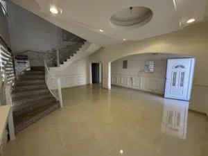 300 m2 4 Bedrooms Villa for Rent in Muscat Al Maabilah