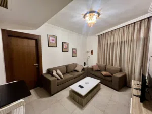 fully furnished apartment  studio near by six circle