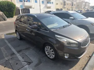 2015 Kia Carens GCc1600 car very good condition no expense required