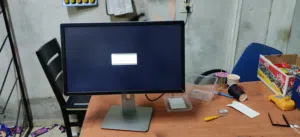 شاشة كمبيوتر   Dell IPS   تأتي الشاشة بحجم 24 بوصة وبدقة عالية كاملة Full HD (1920x1080)