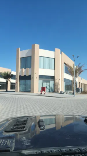 محلات جديده راقية في شارع بركاء التجاري موقع ممتاز مع الخدمات New shops in Berka