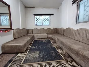 ‏فرشات ‏.‏ مستعمل‏0