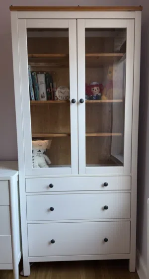 IKEA Hemnes Glass door cabinet (Great condition)