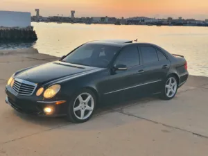 MERCEDES-BENZ E 350 2008  ماشيه : 130 ألف ميل          قوة المحرك : 3.5L6    ( زواق الدار )