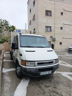 افيكو  السياره ممتازه لشغل النقل