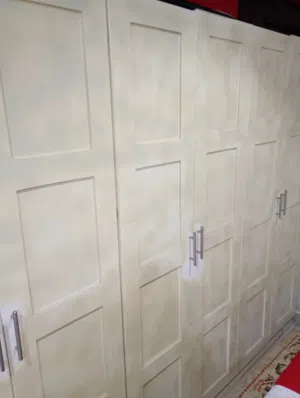 للايجار بحولي شقه غرفتين وصاله موقع ممتاز