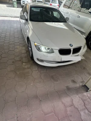 بي ام دبليو 320 موديل 2012