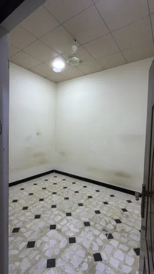 75 m2 2 Bedrooms Apartments for Rent in Basra Baradi'yah