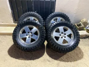 سيريه قومات