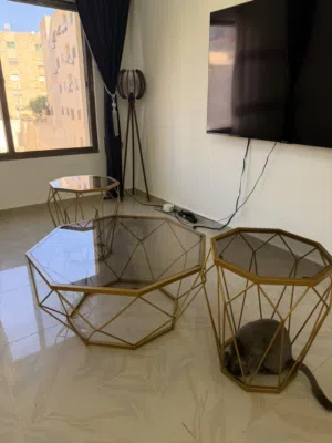 طاولات زجاج