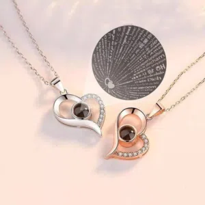 قلادة أحبك ب 100لغة