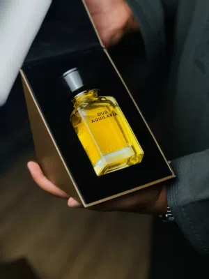 عطور عمان لاكجري طبق الاصل