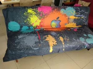 Sofa cumbed multicolor with apple design