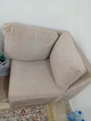 أغراض للبيع لدواعي السفر