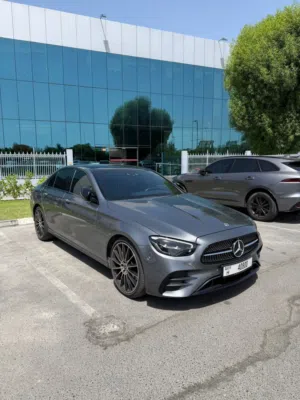 Mercedes E300 2023 – Warranty, Panoramic Roof & Accident-Free