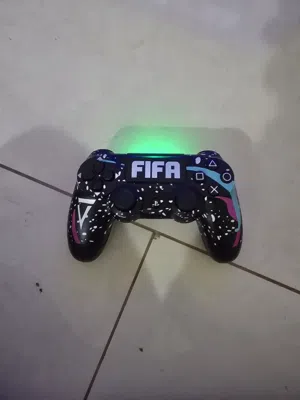 يدت سوني، فور للبيع.