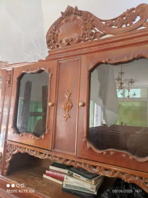 بوفيه ملوكي للبيع المستعجل