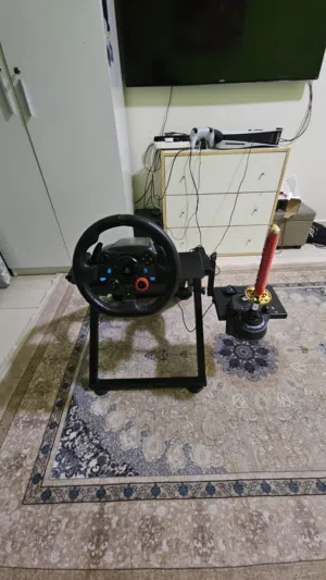 logitech g29 with table and upgraded shifter slightyly(negotiable) urgent