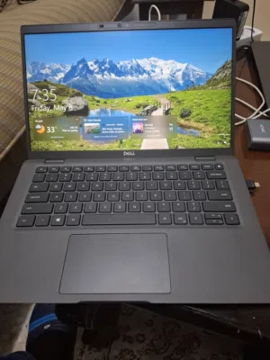 Dell 7420 11th gen touch screen core i7 ram 16 hard ss 512gb hd display excellent condition