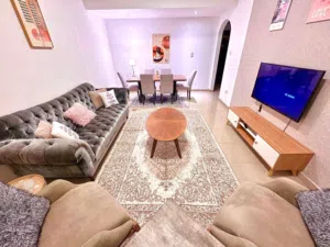 شقة غرفتين وصالة