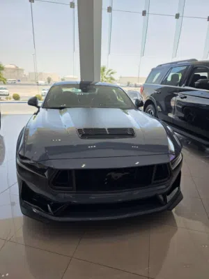 MUSTANG DARK