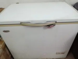 للبيع مجمدة كرافت العبيدي (فريزر أفقي)  شغالة جيده جدا وعلى الفحص  تبريد ممتاز وقوي