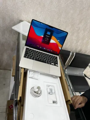 ماك اير 256 رام 16 مفتوح الكرتون فقط M4 1000$