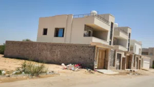 استراحه للبيع دورين مفصولات بمنطقه غنيمه قريبه من البحر