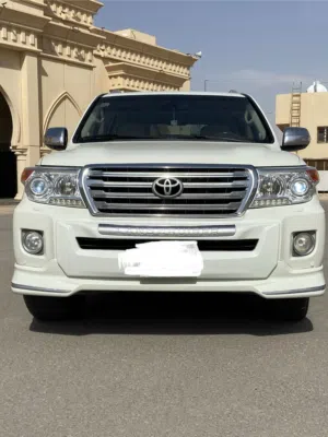 Used Toyota Land Cruiser in Al Riyadh