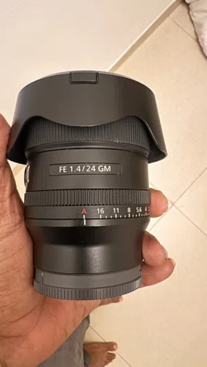 Sony FE 24mm f/1.4 GM Lens – Excellent Condition
