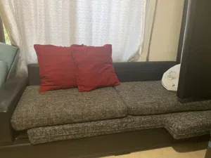 طقم كورنر اسود جلد