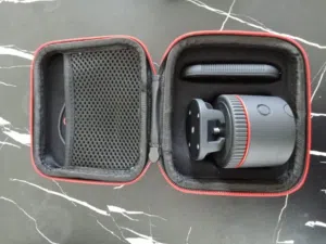 للبيع حامل كاميرا ذكي من Pivo Pod مزود بميزة التتبع التلقائي والدوران 360°.