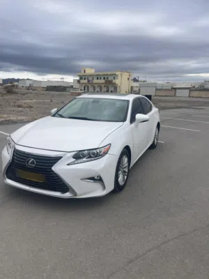 Used Lexus ES in Al Dakhiliya