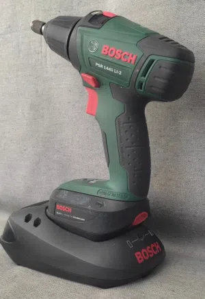 دريل شحن Bosch أصلي بطارية وشاحن يوفر عليك مصاريف الصنايعي