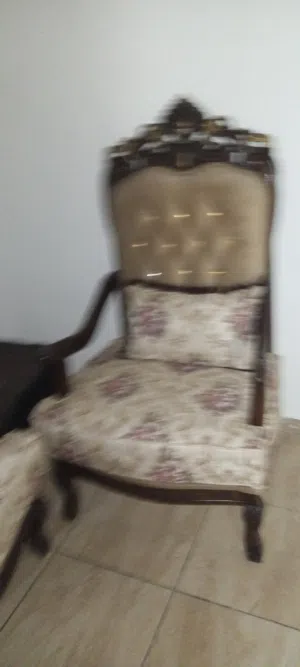 موجود اثاث بيت للبيع