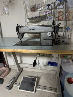 sewing machine 75omr-  juki from  Barka