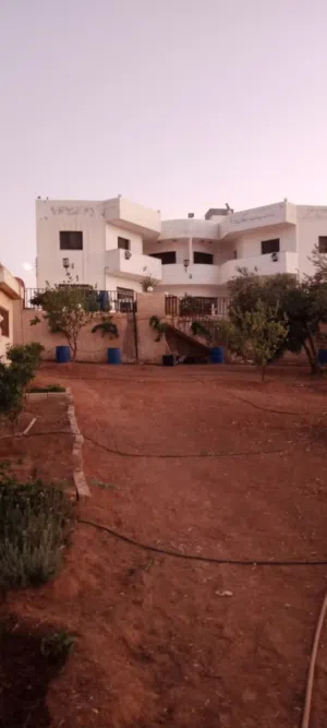 More than 6 bedrooms Farms for Sale in Madaba lob